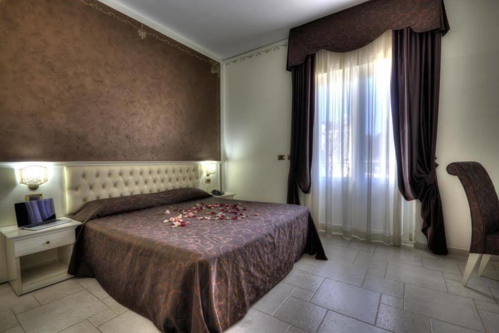 Hotel Madonna Delle Grazie سيغلي ميسابيكا المظهر الخارجي الصورة